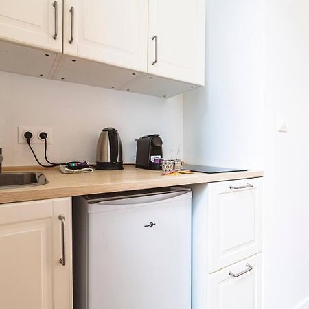 Pink, Appartement En Plein Coeur De แร็งส์ ภายนอก รูปภาพ